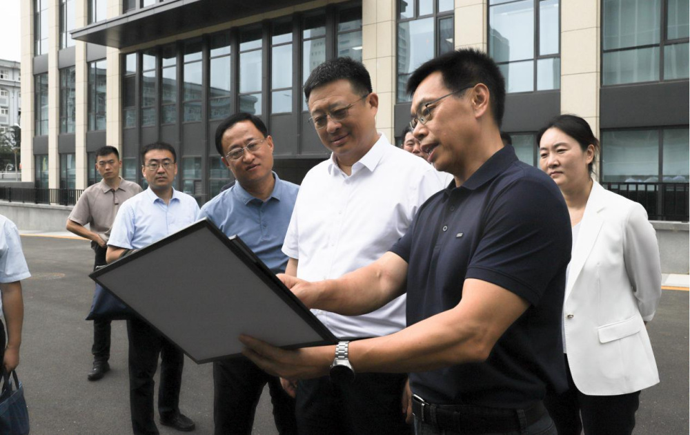 青島市副市長高健一行蒞臨青島市公共衛生中心項目開展專項檢查